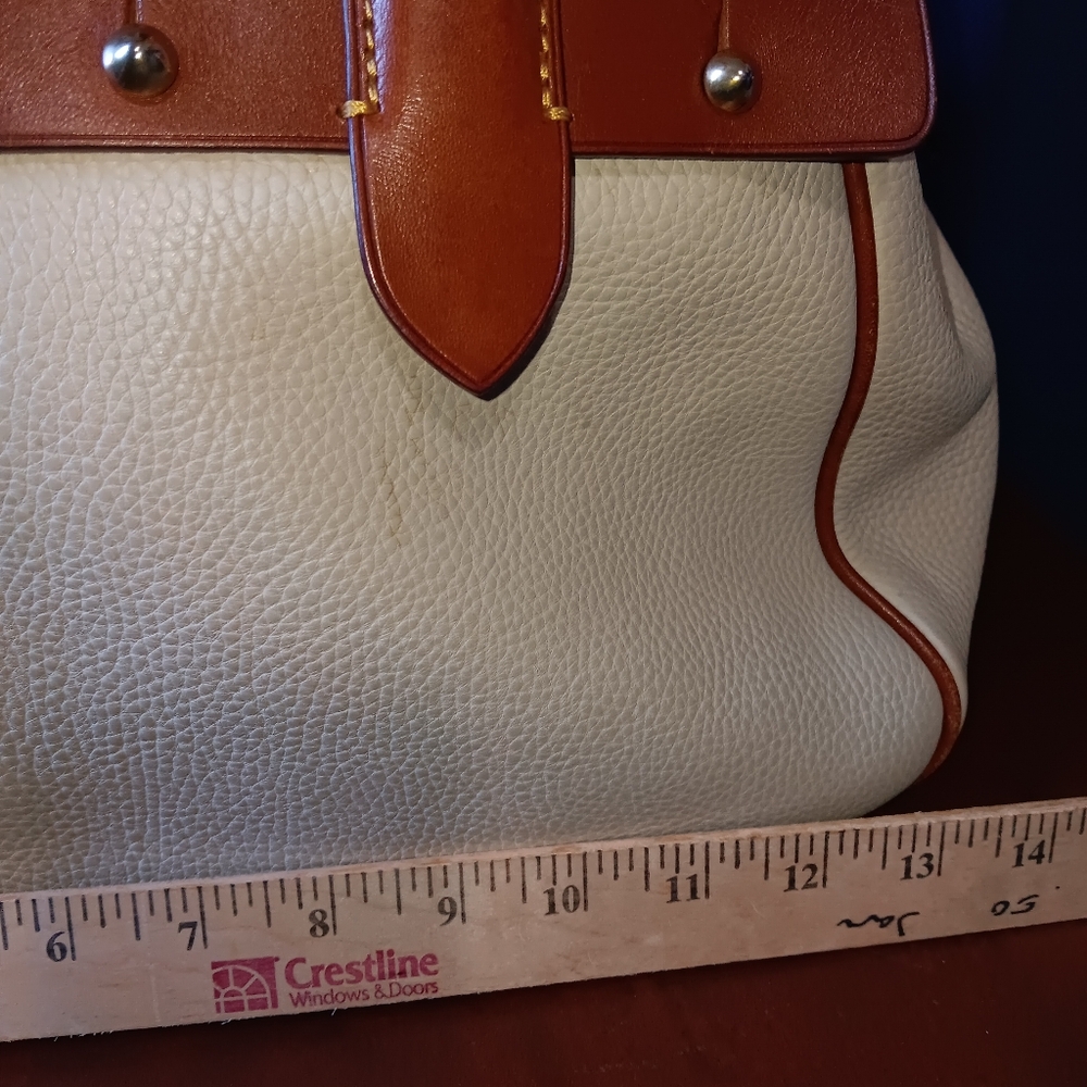 Dooney and bourke satchel - Picture 2 of 10
